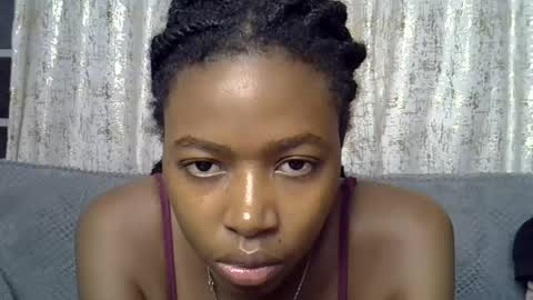 pretty_petite24 online show from 06-28-26, 07:36