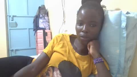 pretty_petite_ebony online show from 02-15-25, 08:33