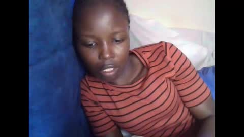 pretty_petite_ebony online show from 03-03-26, 07:36