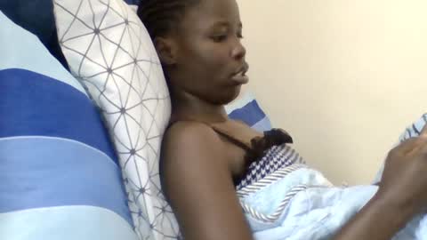 pretty_petite_ebony online show from 07-09-26, 08:51