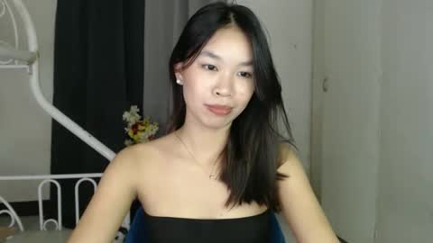 Snapshot of pretty_princes19 chatting on 05-08-26, 07:08 Princess online show from 05-08-26, 07:08
