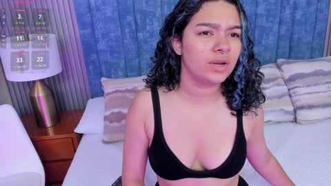 Daisy Flower online show from 03-30-26, 02:12