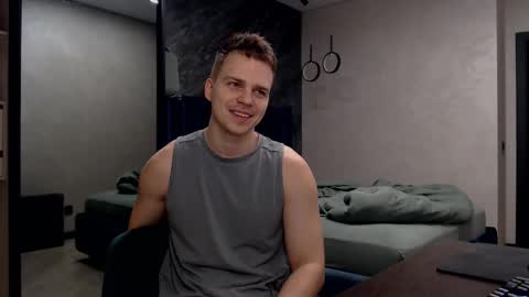 Justin online show from 03-09-25, 03:43