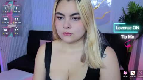pretty_tay online show from 05-21-26, 11:39