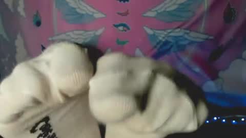 Snapshot of prettyaliceee chatting on 07-20-26, 06:17 Alice online show from 07-20-26, 06:17