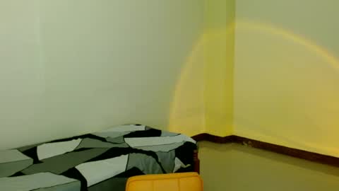 MIAH online show from 06-19-26, 02:05