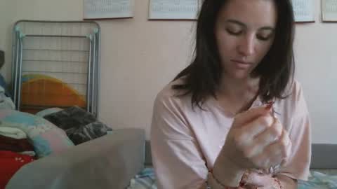 Bella online show from 09-30-25, 10:31