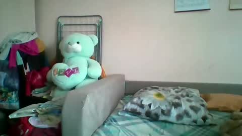 Snapshot of prettybella_7 chatting on 04-24-26, 08:50 Bella online show from 04-24-26, 08:50