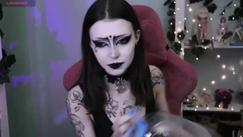 Violet online show from 02-01-26, 11:14