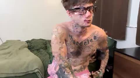 pretty boy online show from 04-04-26, 04:55