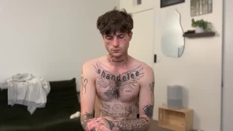 pretty boy online show from 04-30-26, 05:14