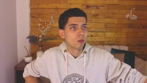 Camilo online show from 12-18-25, 03:12