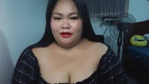 Snapshot of prettycarla_ chatting on 10-08-25, 10:46 prettycarla online show from 10-08-25, 10:46