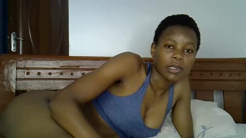 Snapshot of prettycoco_ chatting on 04-04-26, 12:31 coco online show from 04-04-26, 12:31