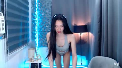 ASHLEY online show from 12-28-24, 06:28