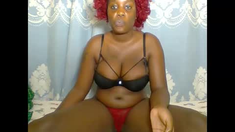 Snapshot of prettydarkskin002 chatting on 05-18-26, 11:54 SHANIA online show from 05-18-26, 11:54