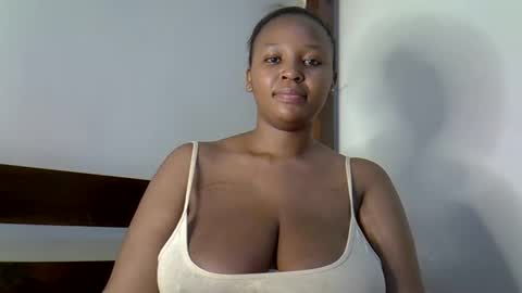 Snapshot of prettydey1 chatting on 05-19-26, 02:56 prettydey1 online show from 05-19-26, 02:56