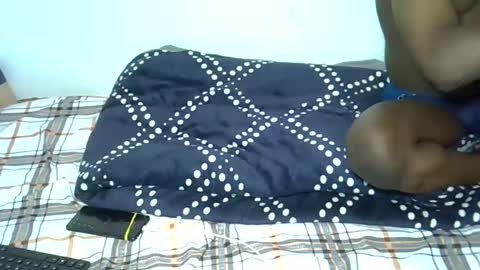 Snapshot of prettydiva2 chatting on 06-08-26, 01:28 prettydiva2 online show from 06-08-26, 01:28