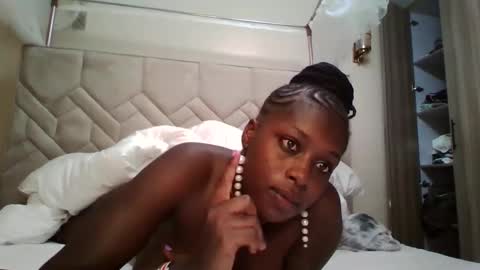 prettydulce online show from 01-13-26, 04:01