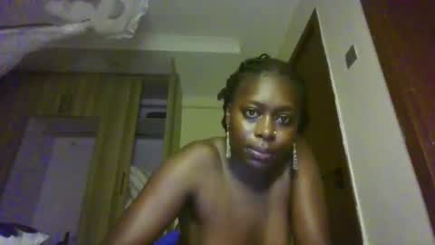 prettydulce online show from 04-21-26, 03:13