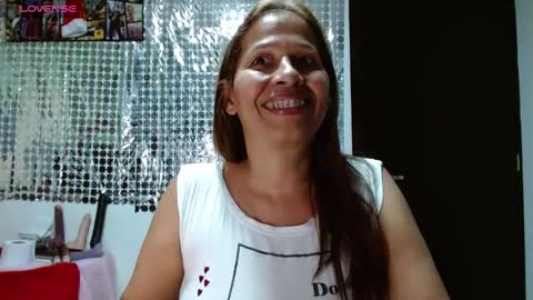 Snapshot of prettyduration chatting on 02-12-25, 12:27 Caro sins online show from 02-12-25, 12:27