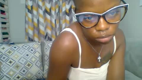 Snapshot of prettyela chatting on 02-03-26, 12:43 PrettyEla online show from 02-03-26, 12:43