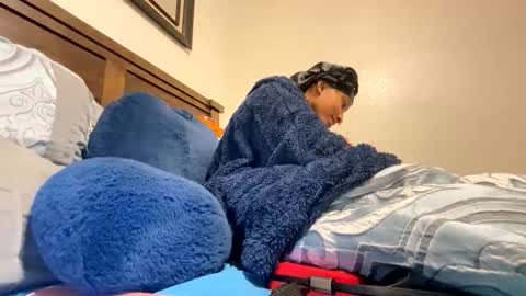 Snapshot of prettyfacefemale chatting on 02-06-26, 02:49 prettyfacefemale online show from 02-06-26, 02:49