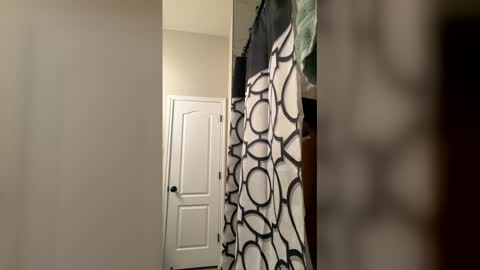 Snapshot of prettyfacefemale chatting on 02-11-26, 07:46 prettyfacefemale online show from 02-11-26, 07:46