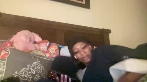 Snapshot of prettyfacefemale chatting on 02-22-26, 02:34 prettyfacefemale online show from 02-22-26, 02:34