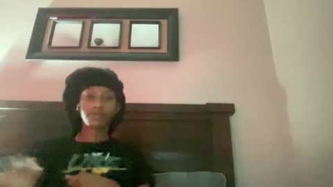 prettyfacefemale online show from 05-20-26, 05:02