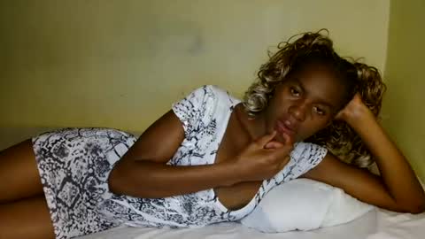Snapshot of prettygoddess1 chatting on 06-18-26, 02:12 Mary online show from 06-18-26, 02:12