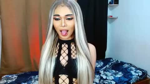 prettyiziets online show from 02-07-25, 01:22