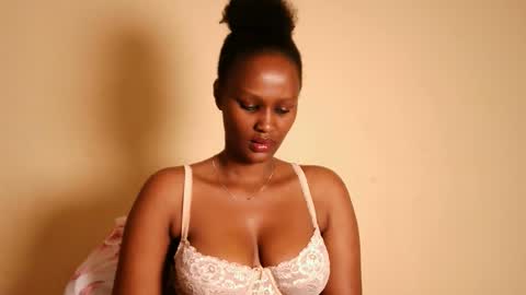 Snapshot of prettykeilaa chatting on 02-02-26, 07:40 prettykeilaa online show from 02-02-26, 07:40