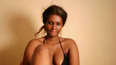 Snapshot of prettykeilaa chatting on 02-03-26, 07:24 prettykeilaa online show from 02-03-26, 07:24