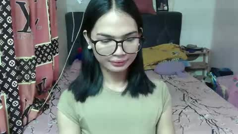 Snapshot of prettykhelcy chatting on 05-02-26, 01:43 prettykhelcy online show from 05-02-26, 01:43