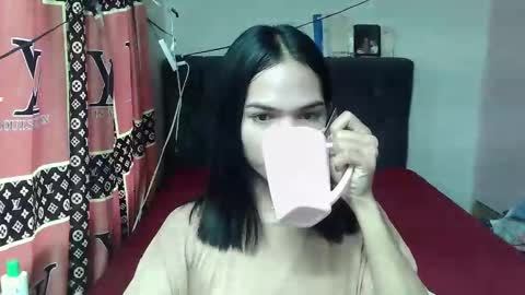 Snapshot of prettykhelcy chatting on 05-18-26, 12:29 prettykhelcy online show from 05-18-26, 12:29