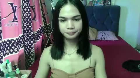 Snapshot of prettykhelcy chatting on 05-24-26, 03:11 prettykhelcy online show from 05-24-26, 03:11