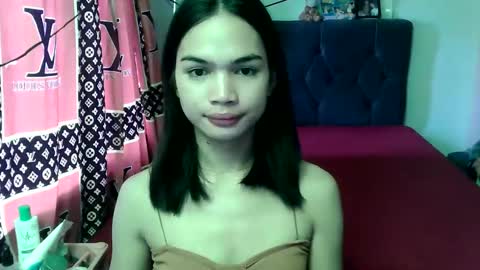Snapshot of prettykhelcy chatting on 05-25-26, 01:44 prettykhelcy online show from 05-25-26, 01:44