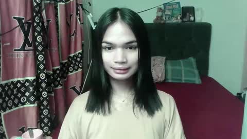 Snapshot of prettykhelcy chatting on 05-27-26, 10:45 prettykhelcy online show from 05-27-26, 10:45