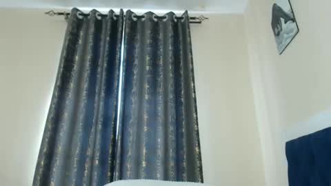 Lizzy online show from 01-09-26, 10:51