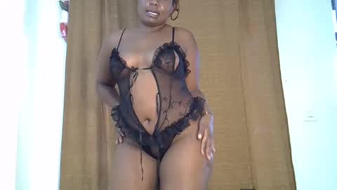 prettymel_ online show from 03-05-25, 10:44