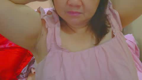 Snapshot of prettynhing chatting on 05-09-26, 01:38 Nhing online show from 05-09-26, 01:38