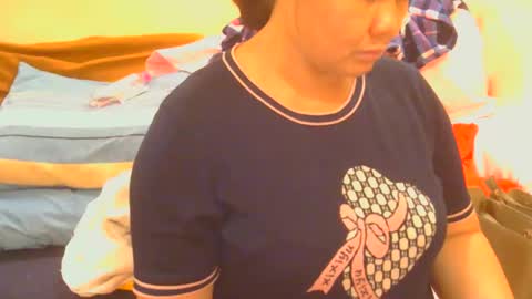 Snapshot of prettynhing chatting on 05-13-26, 12:46 Nhing online show from 05-13-26, 12:46