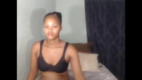 Snapshot of prettynyash chatting on 02-24-25, 10:14 prettynyash online show from 02-24-25, 10:14