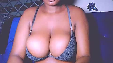 Snapshot of prettypussyblink chatting on 07-20-26, 02:26 pretty pussy online show from 07-20-26, 02:26