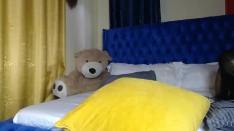 Snapshot of prettyquee chatting on 01-14-25, 11:42 sasha online show from 01-14-25, 11:42