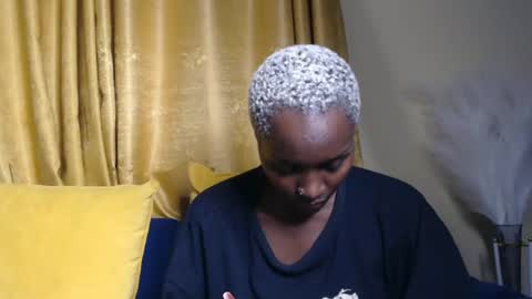 Snapshot of prettyquee chatting on 03-01-25, 07:15 sasha online show from 03-01-25, 07:15