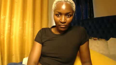 Snapshot of prettyquee chatting on 09-24-25, 08:17 sasha online show from 09-24-25, 08:17