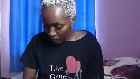 Snapshot of prettyquee chatting on 10-22-25, 08:58 sasha online show from 10-22-25, 08:58