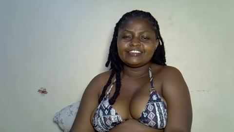 Snapshot of prettyriss chatting on 06-13-26, 05:22 prettyriss online show from 06-13-26, 05:22